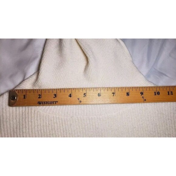 ANDTHEWHY Beige Turtleneck Sweater Size S/M; Dolman Sleeve; Stretch; Soft; Knit - Picture 11 of 15